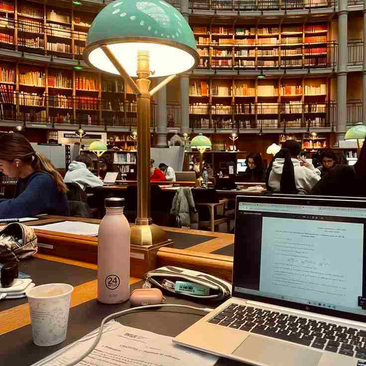Cozy Autumn Coworking – Victoria&Albert Library 🍂
